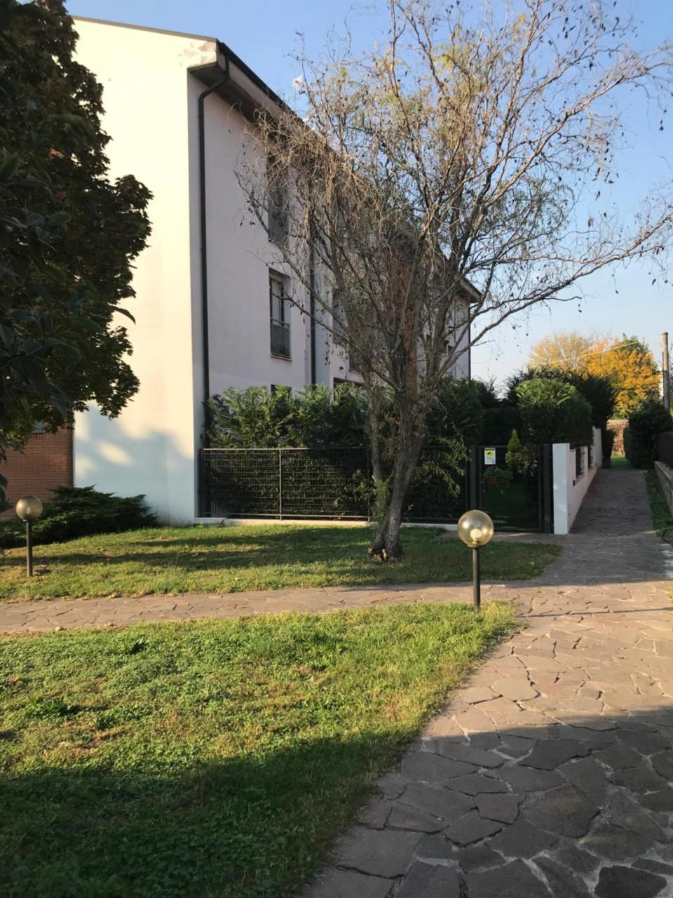 B&B Verona Business And Fun G B Rossi Friendly Εξωτερικό φωτογραφία