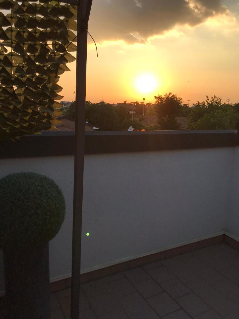B&B Verona Business And Fun G B Rossi Friendly Εξωτερικό φωτογραφία