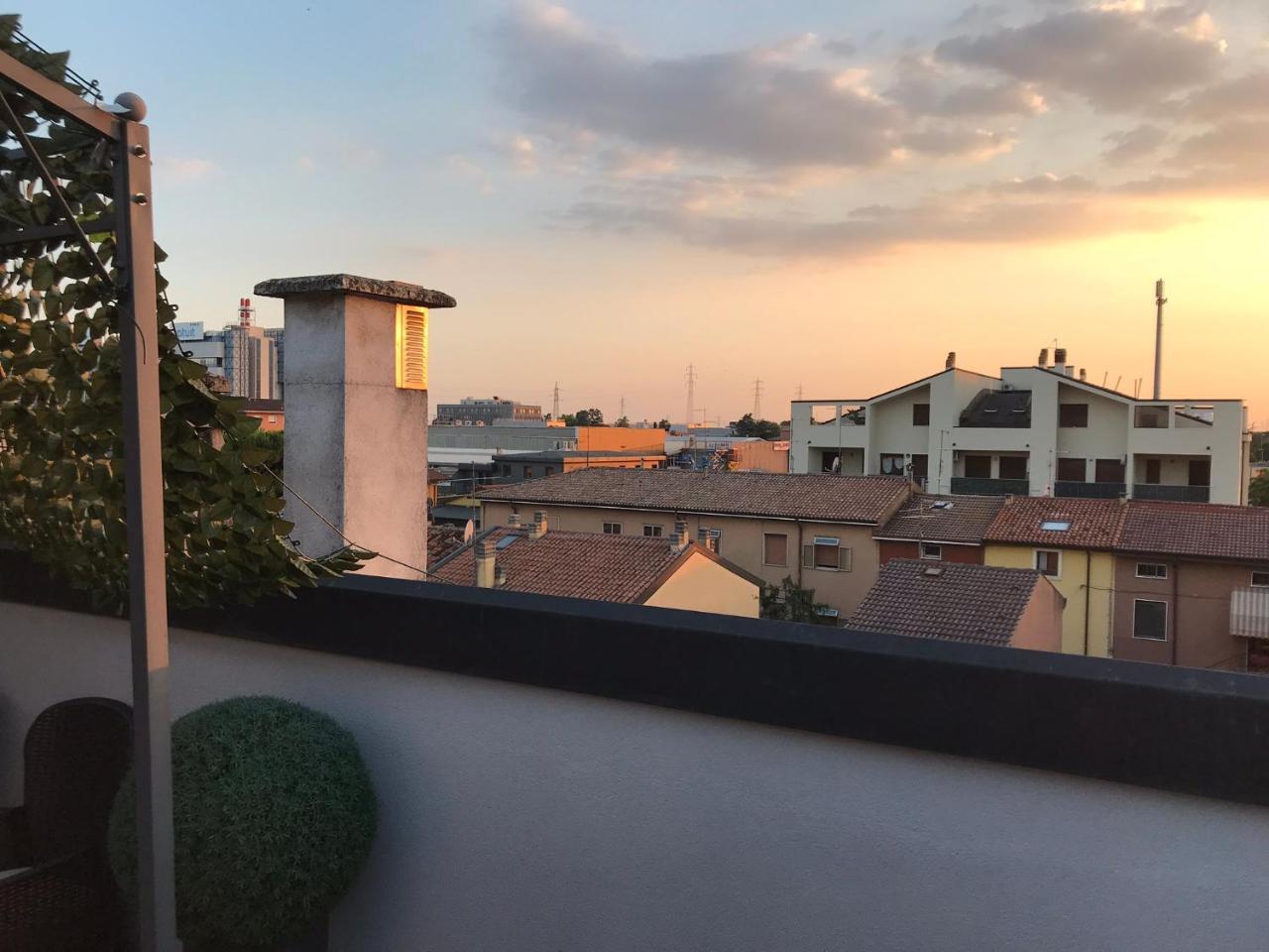 B&B Verona Business And Fun G B Rossi Friendly Εξωτερικό φωτογραφία