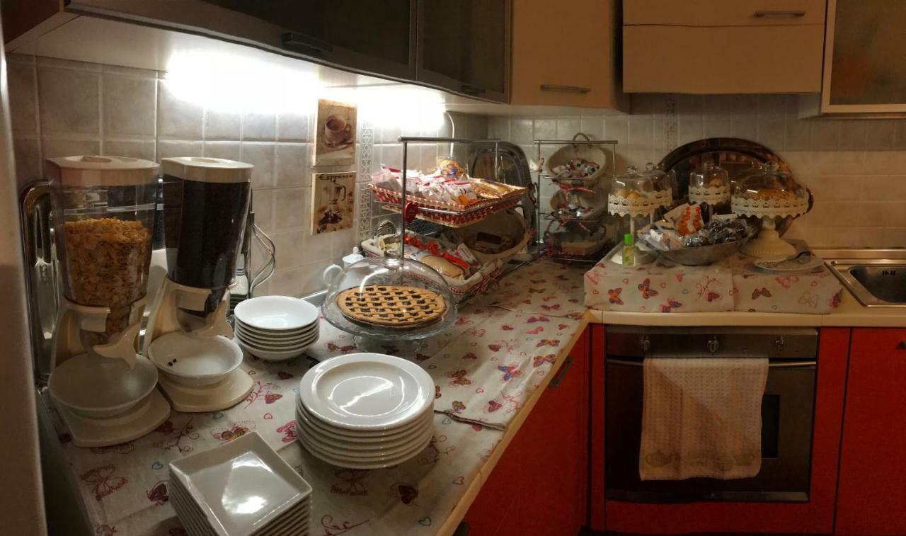 B&B Verona Business And Fun G B Rossi Friendly Εξωτερικό φωτογραφία